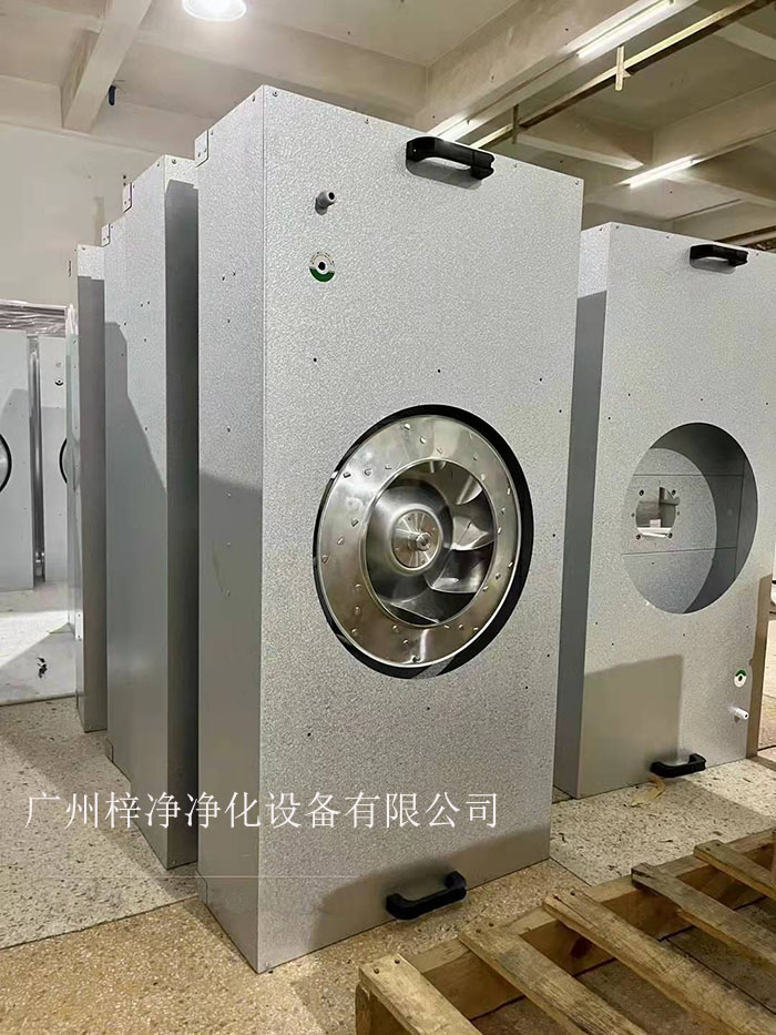 鍍鋁鋅板ffu廣泛應用于無塵室、潔凈工作臺、無塵生產(chǎn)線、組裝式潔凈棚、層流罩和局部百級等應用場合。