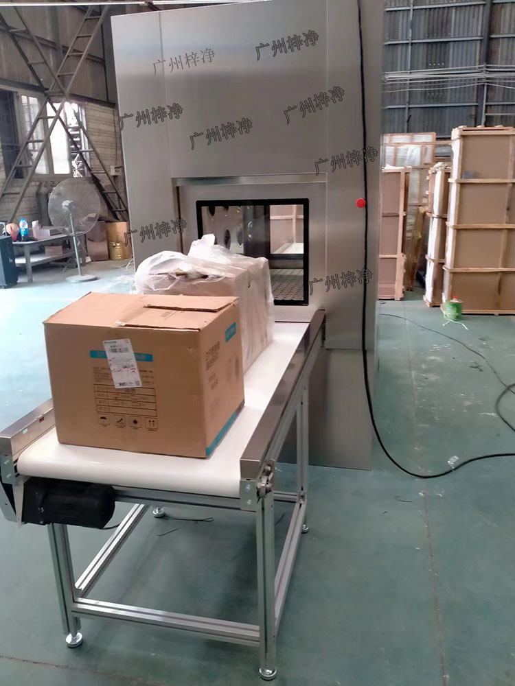 輸送線風淋傳遞窗與輸送線貨淋室是潔凈室中用于物品傳遞和空氣凈化的關鍵設備。
